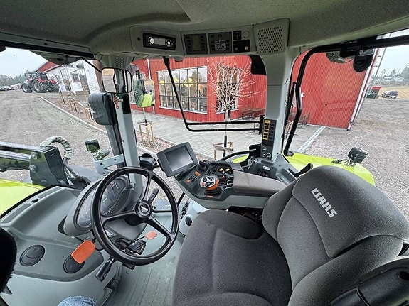 CLAAS Arion 650 Cmatic 6 of 17