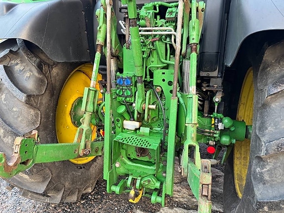 John Deere 6130 R 9 of 16