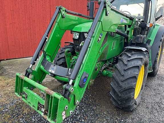 John Deere 6130 R 12 of 16