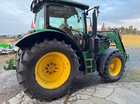 John Deere 6130 R 4 of 16