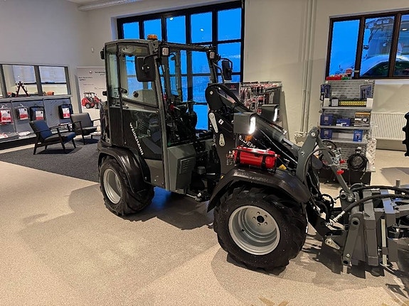 Weidemann 1260 LP 3 of 15