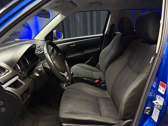 Suzuki Swift 12 of 30