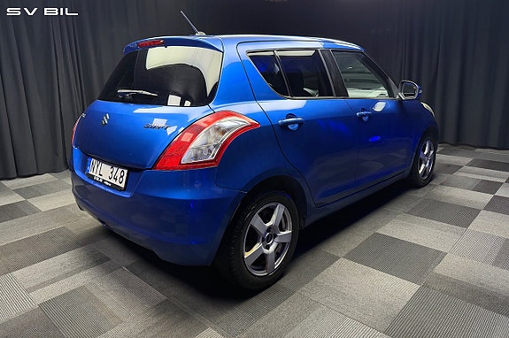 Suzuki Swift 6 of 30