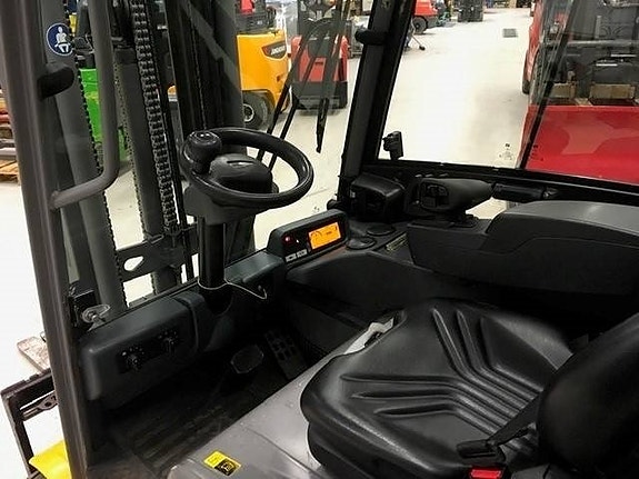 Jungheinrich EFG 220 4 of 7