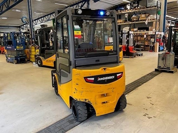Jungheinrich EFG 430 K 3 of 6