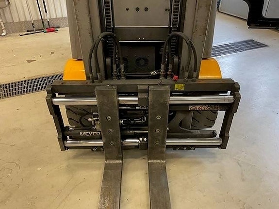 Jungheinrich EFG 430 K 5 of 6