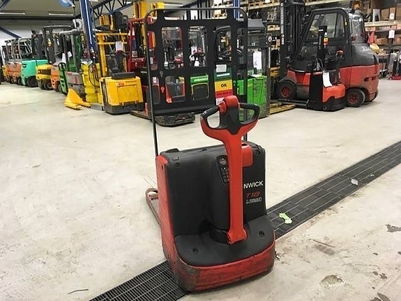 Linde T 18 3 of 4