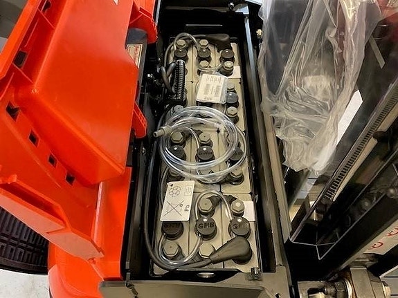 Toyota SWE 120 L 4 of 4
