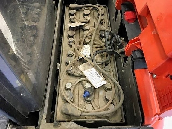 Toyota SWE 120 L 4 of 4