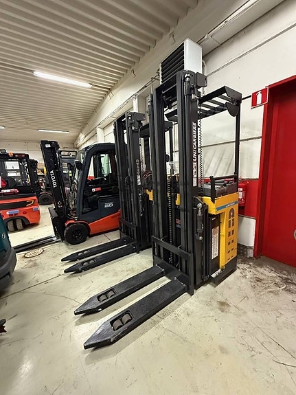 Atlet truck AJN 160