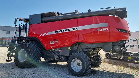 Massey Ferguson 9380 2 of 5