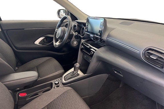 Toyota Yaris Cross 7 of 21