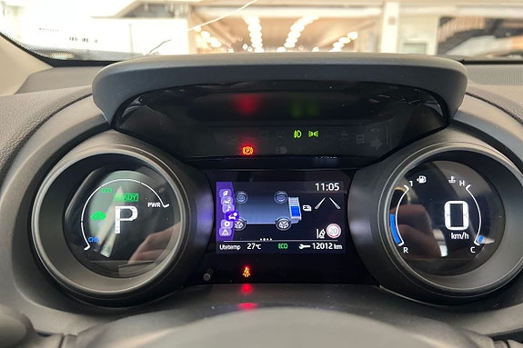 Toyota Yaris Cross 16 of 21