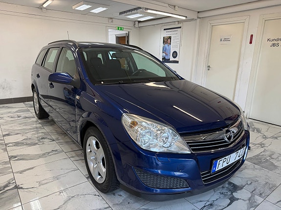 Opel Astra 2 of 5