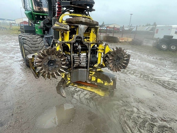John Deere 1170G 6 of 22