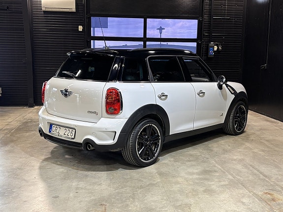 MINI Countryman Cooper S 6 of 18