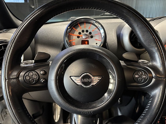 MINI Countryman Cooper S 9 of 18
