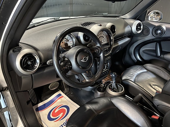 MINI Countryman Cooper S 8 of 18