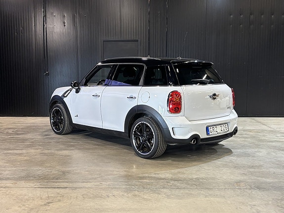 MINI Countryman Cooper S 4 of 5