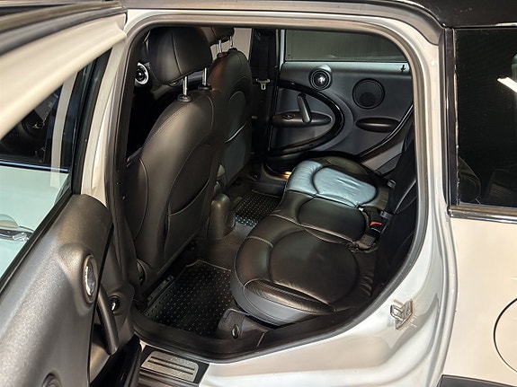 MINI Countryman Cooper S 15 of 18