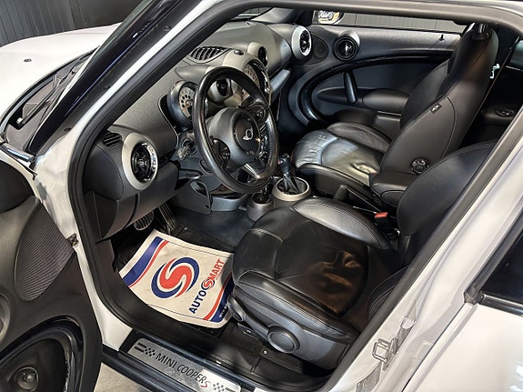 MINI Countryman Cooper S 7 of 18