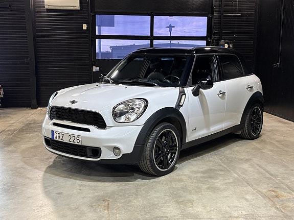 MINI Countryman Cooper S 3 of 5