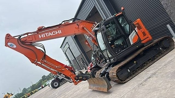 Hitachi ZX 135 US - 7B , UTHYRES 5 of 5