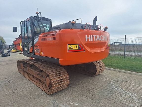 Hitachi ZX 210 LC - 7 LONG REACH , UTHYRES 7 of 24