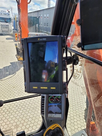 Hitachi ZX 225 US LC - 6 , UTHYRES 14 of 24