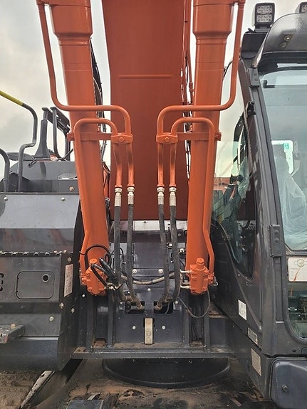 Hitachi ZX 225 US LC-7 MED BLAD , UTHYRES 10 of 24