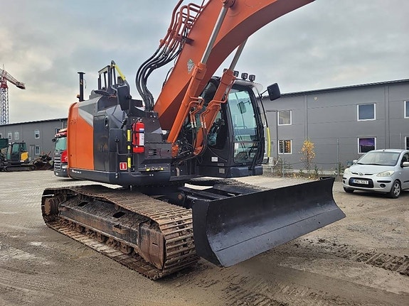 Hitachi ZX 225 US LC-7 MED BLAD , UTHYRES 8 of 24
