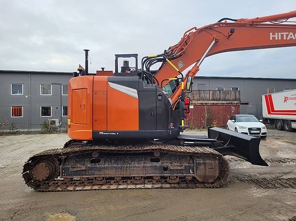 Hitachi ZX 225 US LC-7 MED BLAD , UTHYRES 7 of 24