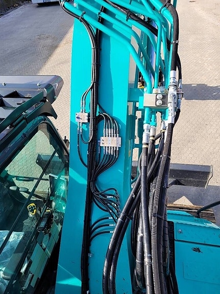 Kobelco SK 140 SR LC - 7, UTHYRES 16 of 23