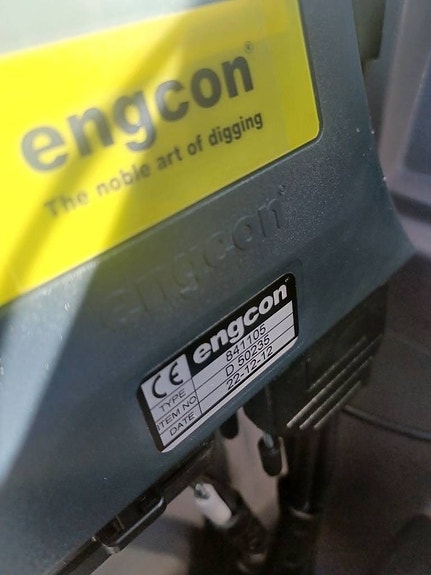 Volvo EC 140 E , UTHYRES 13 of 17