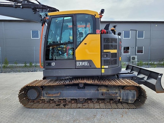 Volvo ECR 145 E , UTHYRES 7 of 24