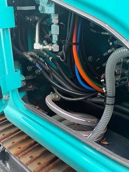 Kobelco SK 75 SR , UTHYRES 8 of 22