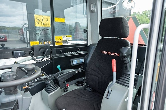 Takeuchi TB 295 W , UTHYRES 17 of 24