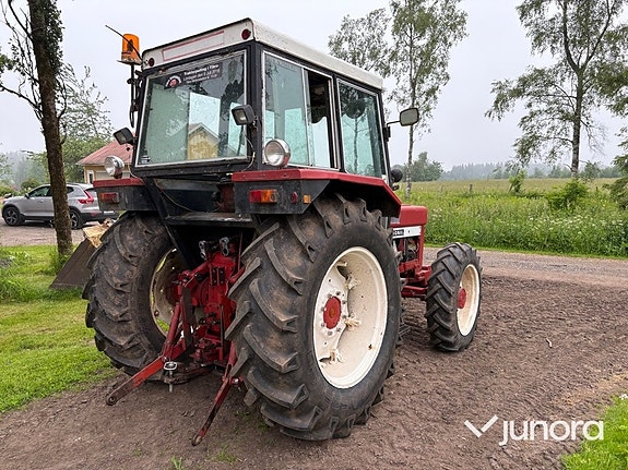 Traktor - International IH, 844 4X4 5 of 5