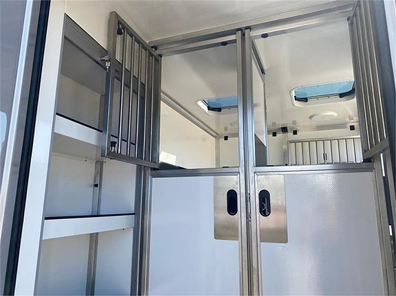 Lösa byggnationer Opel Movano 4250 Kg Hästebil 9 of 14