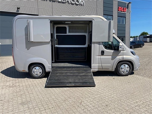 Lösa byggnationer Opel Movano 4250 Kg Hästebil 4 of 14