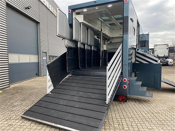 Mercedes-Benz Mercedes Actros 2651 Ketterer 9 of 13