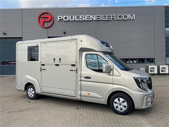 Renault Master AUT. 3500 kg STX Hästbuss 2 of 13