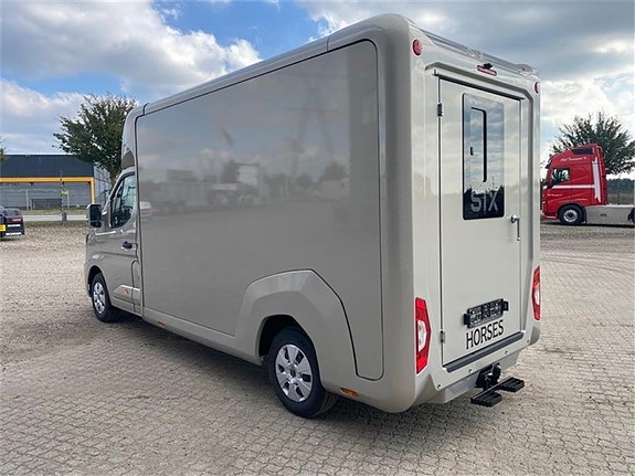 Renault Master AUT. 3500 kg STX Hästbuss 4 of 13