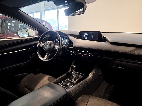 Mazda 3 5 of 5