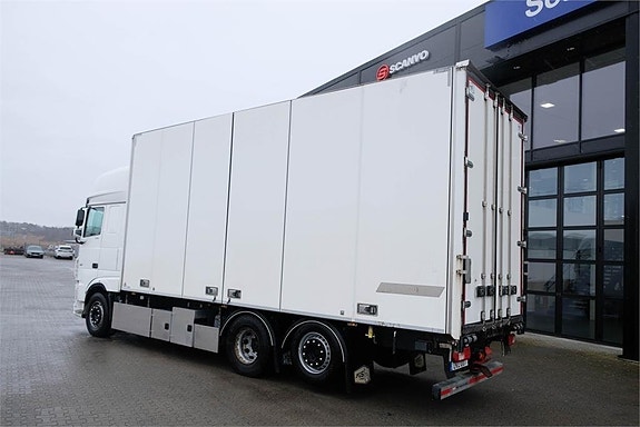 DAF XF530 6x2*4 byggd med JPGS skåp 3 of 14