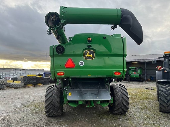 John Deere Tröska S790i 4 of 12