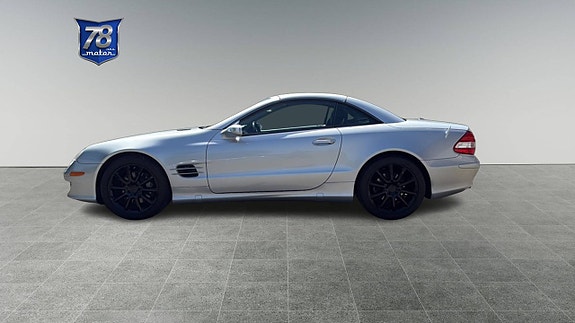 Mercedes-Benz SL500 4 of 5