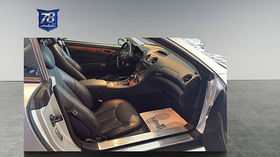 Mercedes-Benz SL500 11 of 12