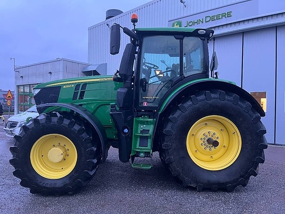 John Deere 6250 R 2 of 10