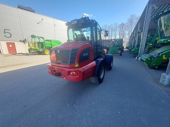 Weidemann 5080 3 of 5